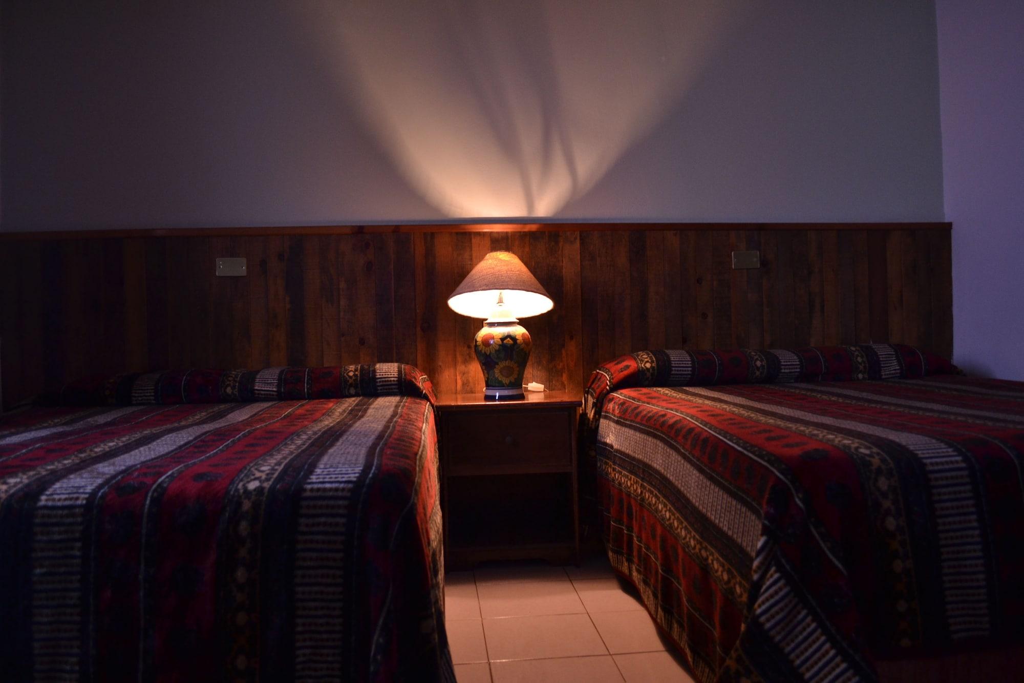 Hotel Posada Del Cobre Creel Esterno foto