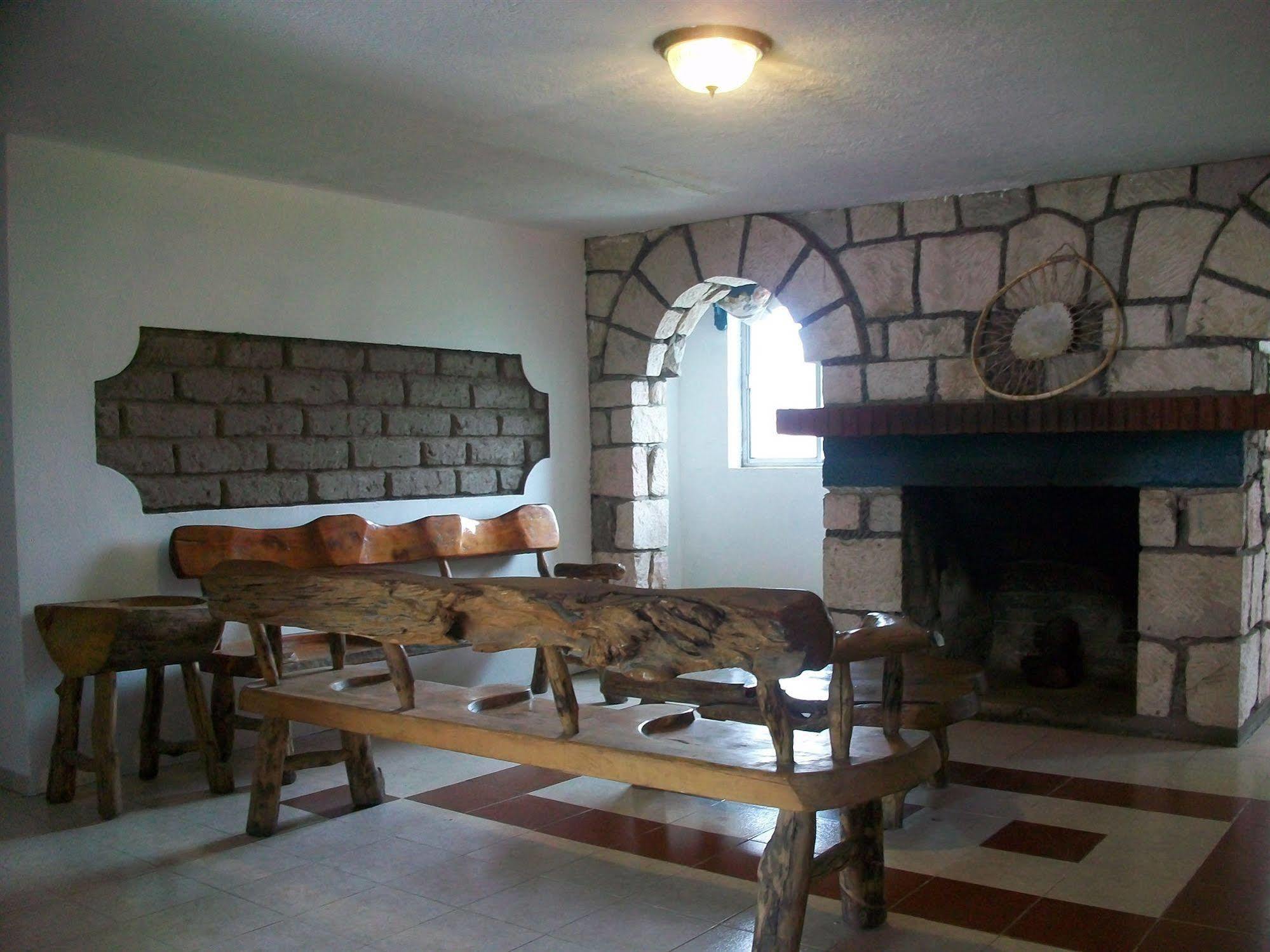 Hotel Posada Del Cobre Creel Esterno foto